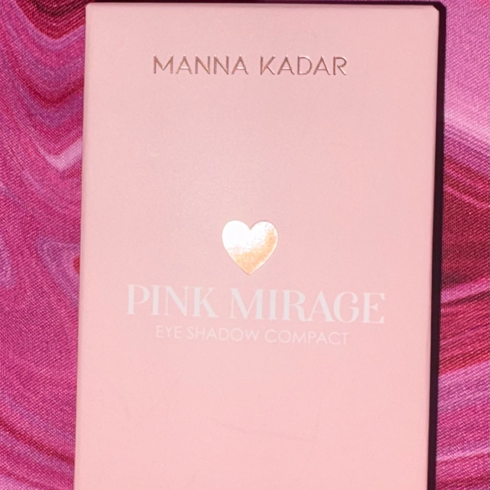 MANNA KADAR COSMETICS Pink Mirage Eyeshadow Compact 0.14 Oz Full Size NIB Sealed
